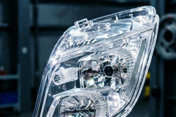 The Critical Role of Clear Plastic Prototypes in Optical System Development