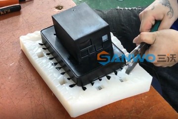 Why Vacuum Mold Casting is Indispensable for Medical Equipment Shells